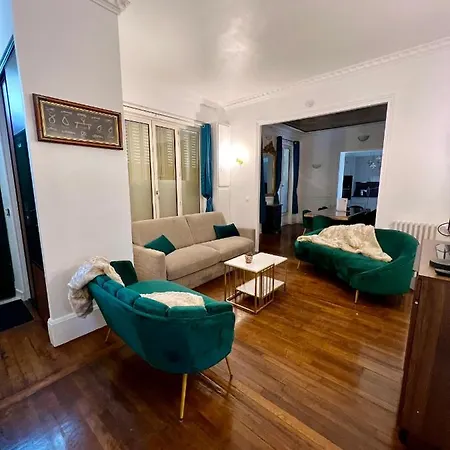 Appartement De Luxe Avec Fresque, Hyper Centre Et Parking Sure Fontainebleau Exterior foto